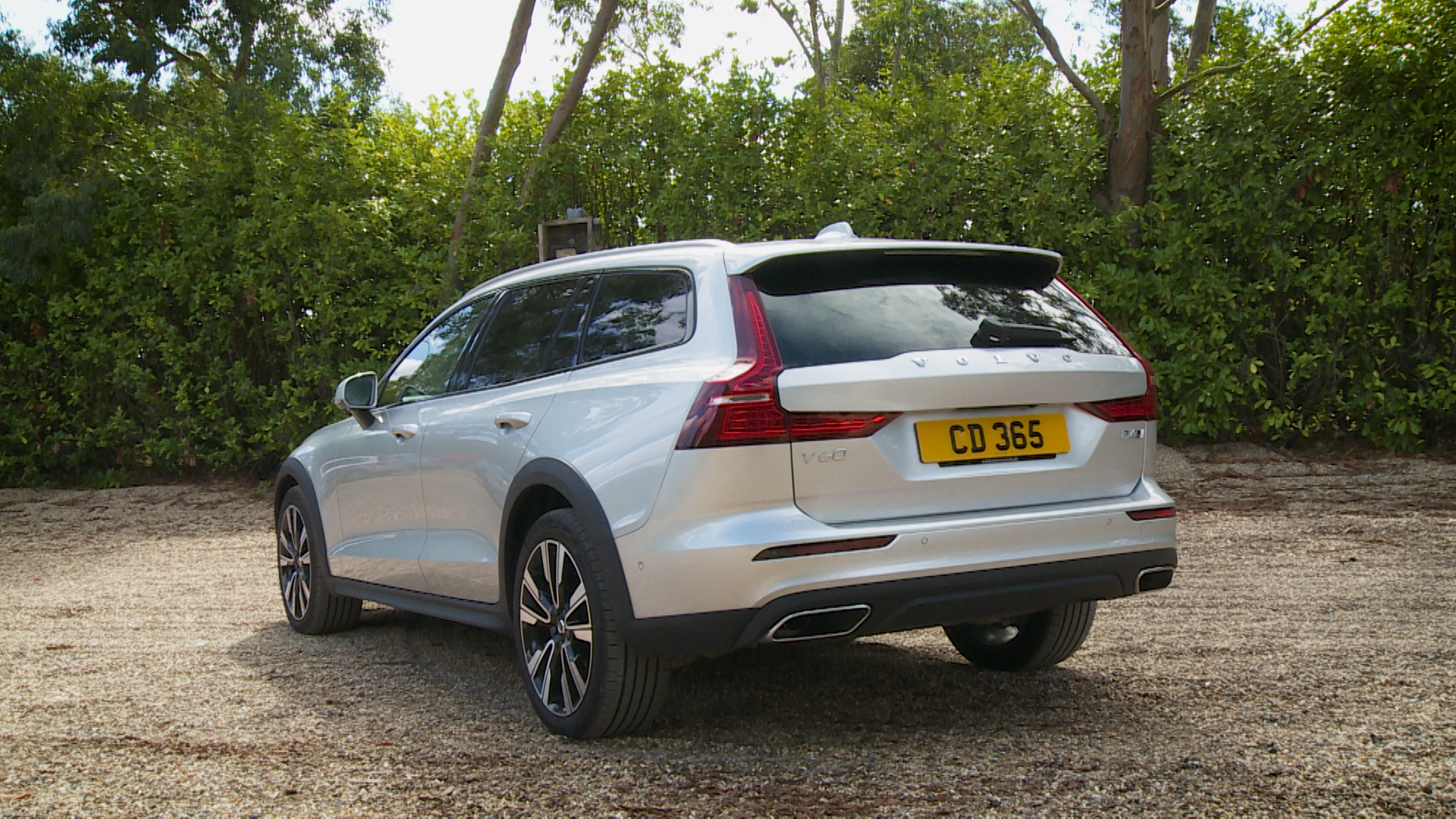 VOLVO V60 DIESEL SPORTSWAGON Electric Lease